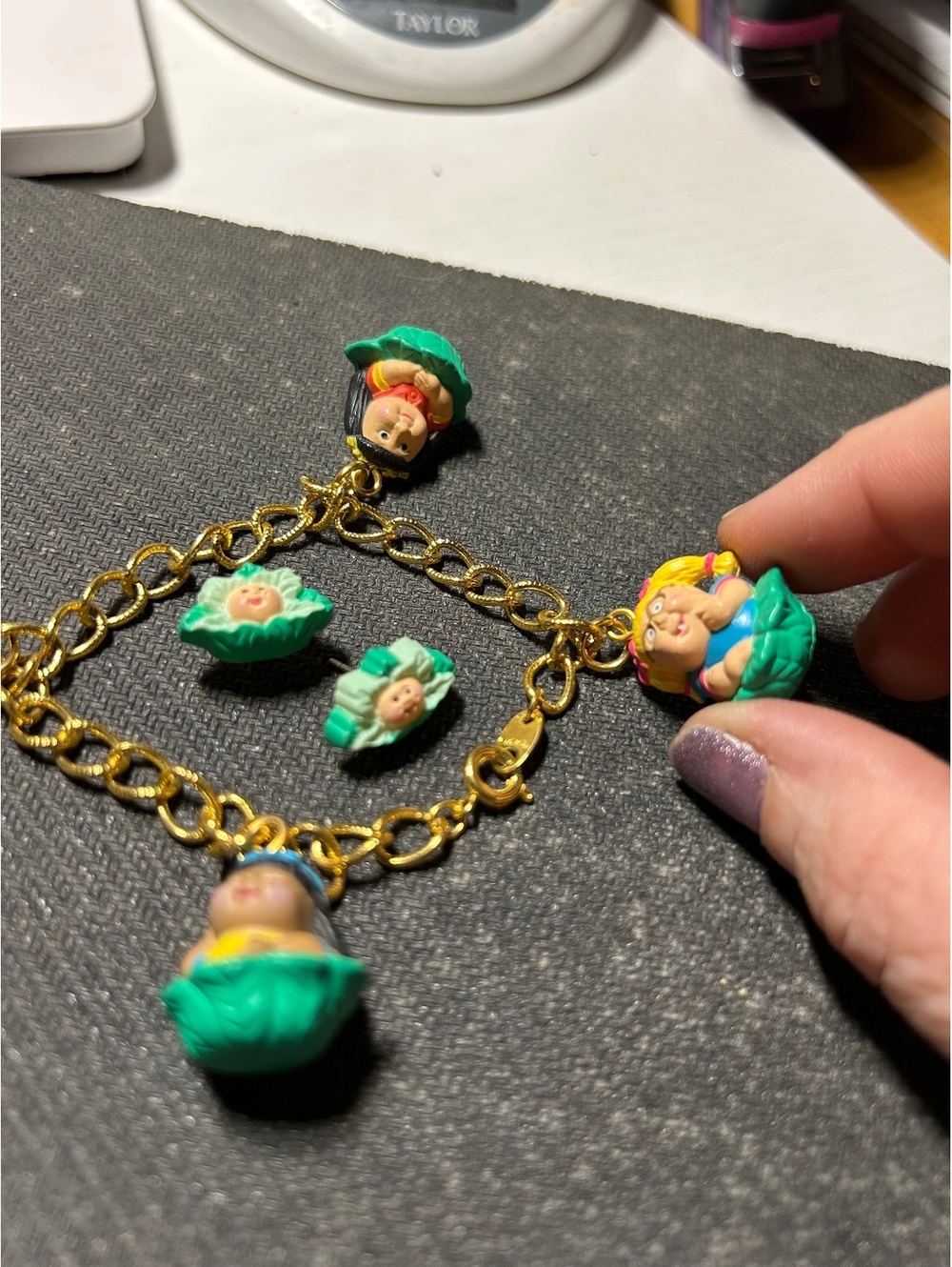 Vintage cabbage patch bracelet & earrings
